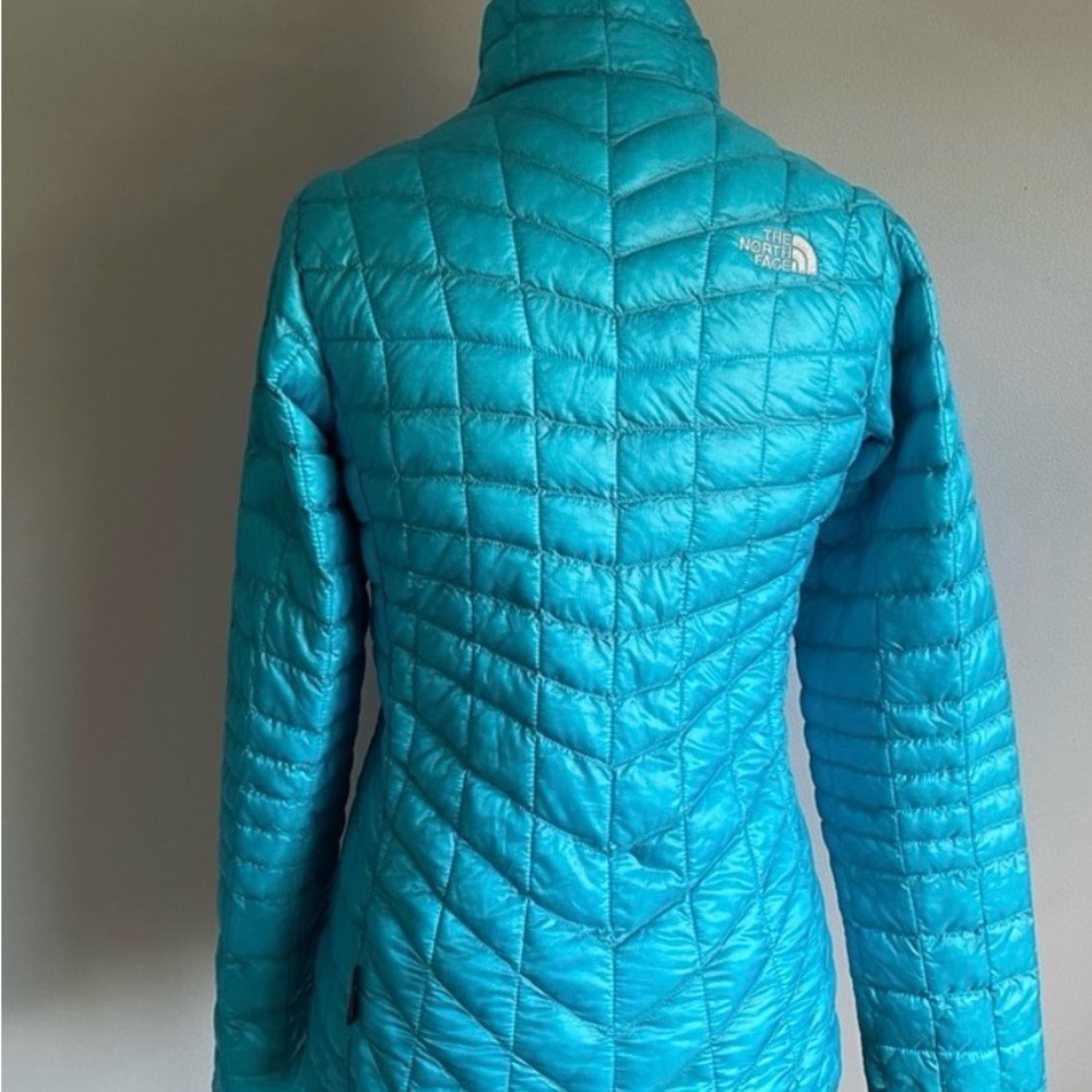 The North Face Spring Jacket - Picture 2 of 6
